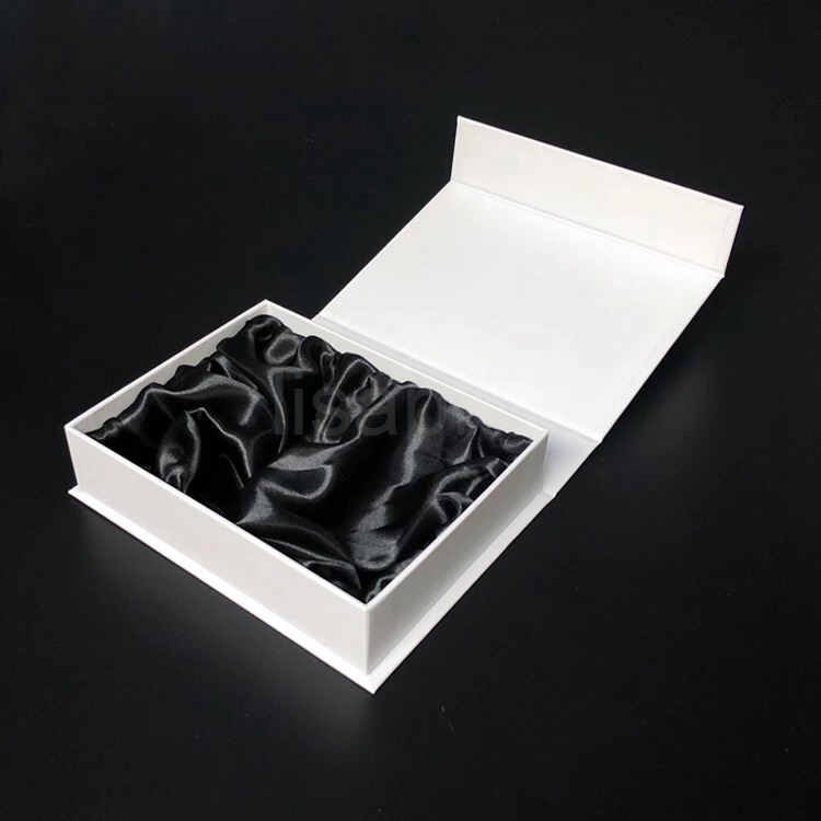 Custom brand white paper box with black satin for makup