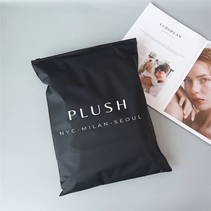Plastic Storage Black Self-sealing Clothing Bag Plastic Bag Frosted Seal Support Logo Printing Zipper Lock Packaging Bag