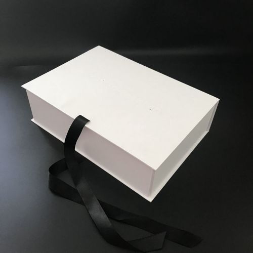 High Quality Custom Luxury Rigid Cardboard Packaging Folding Wedding Dress Box with Ribbon